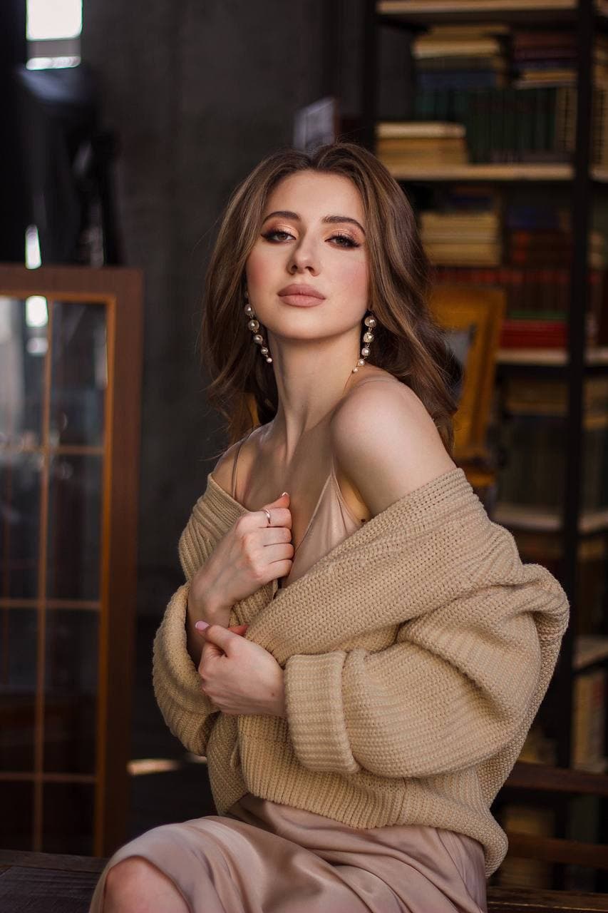 Алёна Алёна